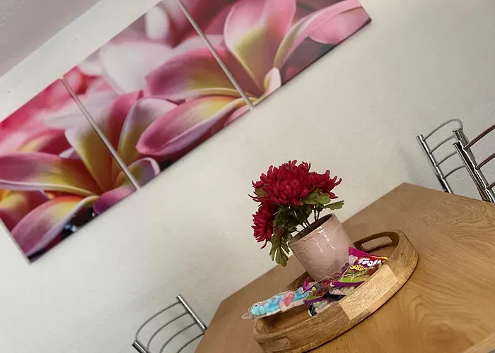 Apartment Spacious 4 Billiards, Chic And Friendly Atmosphere *